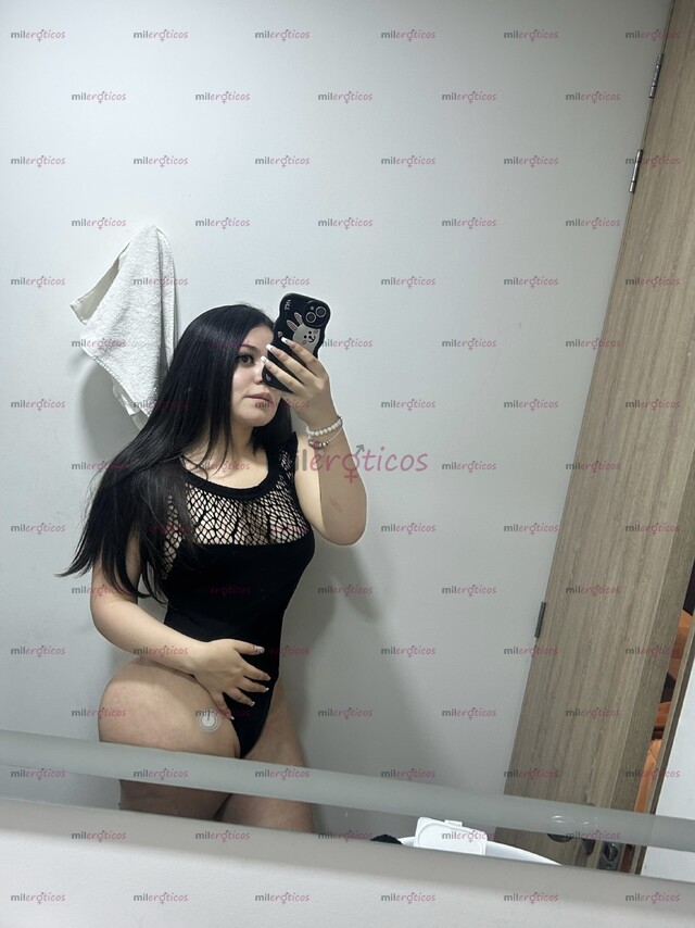 FOTOS DE JOVEN 19 AÑITOS, BLANQUITA CON PIEL SÚPER SUAVE, TIERNA, NALGONA Y AMABLE