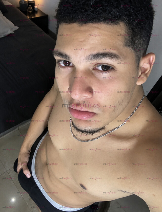 FOTOS DE MACHO VERGON Y CACHONDO, PARA HOMBRES, PAREJAS Y PRINCIPIANTES