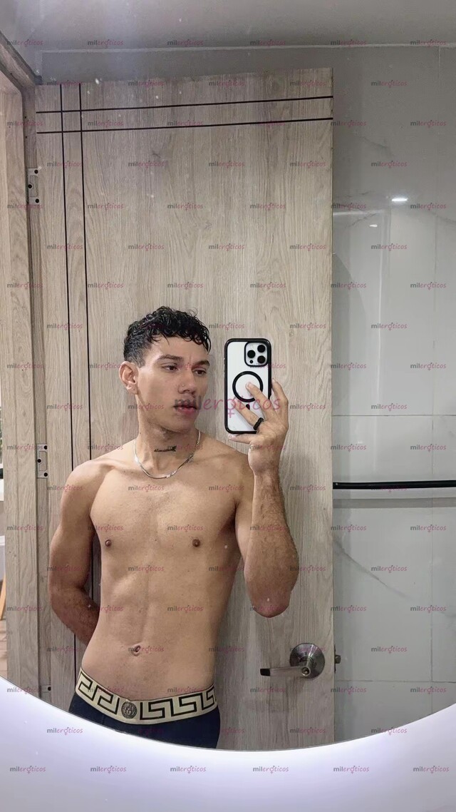 FOTOS DE BLANQUITO HOT Y LECHERO TOTALMENTE COMPLACIENTE