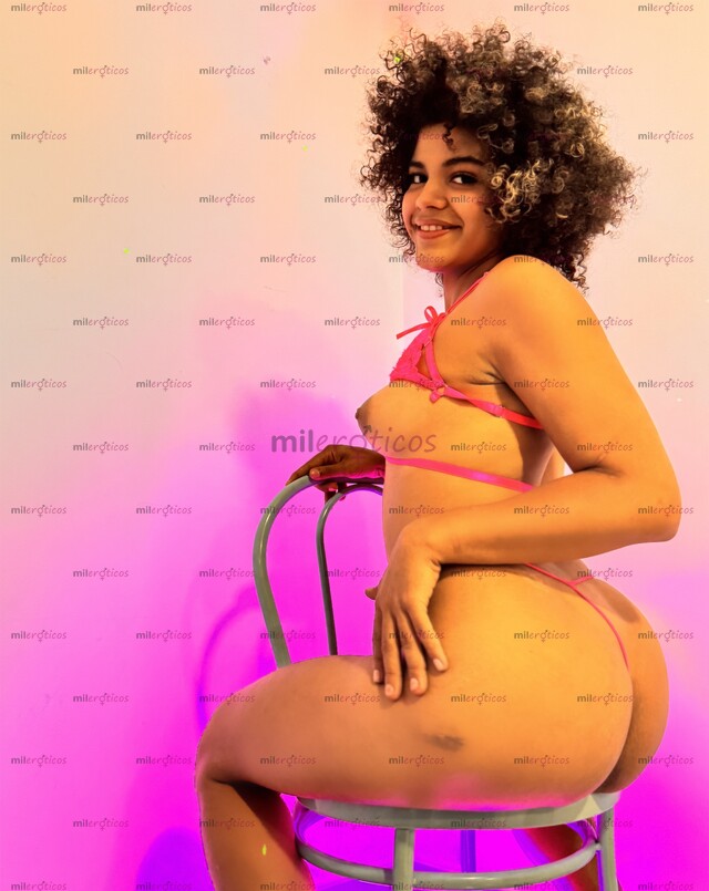 FOTOS DE CHICA FEMENINA, VERSÁTIL Y PANSEXUAL ALEGRE, COMPLACIENTE Y DE MENTE ABIERTA