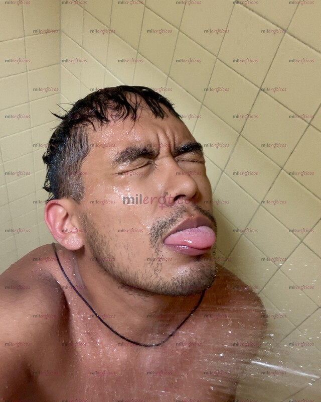 FOTOS DE APEXCABRON: MACHO PREÑADOR. MORENO, FETICHISTA Y MUY MORBOSO.