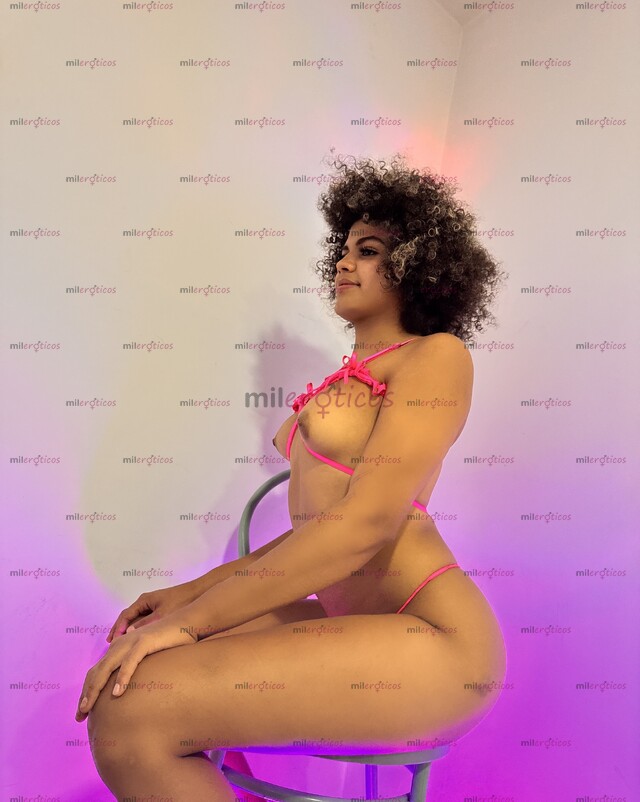FOTOS DE CHICA FEMENINA, VERSÁTIL Y PANSEXUAL ALEGRE, COMPLACIENTE Y DE MENTE ABIERTA