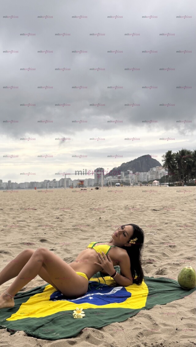 FOTOS DE SEXY MORENA DE PIEL CARIBEÑA ORIGEN VENEZOLANO