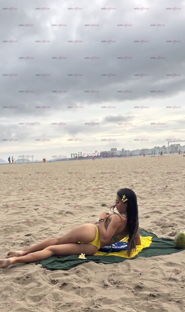 FOTOS DE SEXY MORENA DE PIEL CARIBEÑA ORIGEN VENEZOLANO