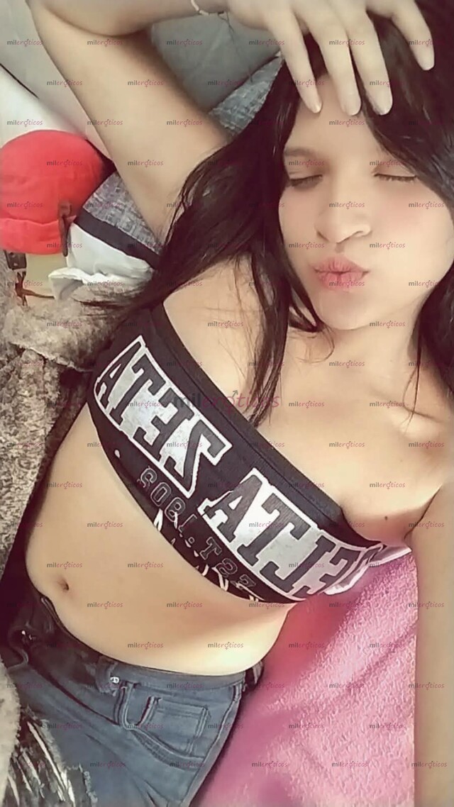 FOTOS DE BELLA FLACA ENCANTADORA CON HUESO MATADOR