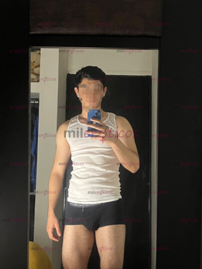 FOTOS DE JOVEN GUAPO Y VARONIL NORTEÑO EN CDMX POCOS DÍAS