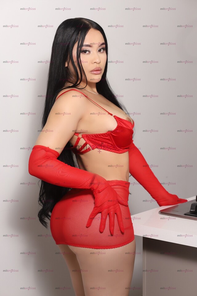 FOTOS DE SALOMÉ, HERMOSA Y SEXI ESCORT DE LUJO CON TRATO DE NOVIOS
