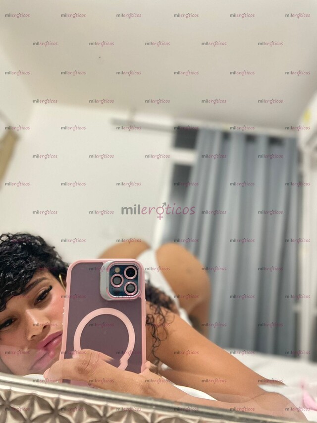 FOTOS DE CON ALEXA LA TENTACIÓN COMIENZA DESDE EL PRIMER SALUDO.