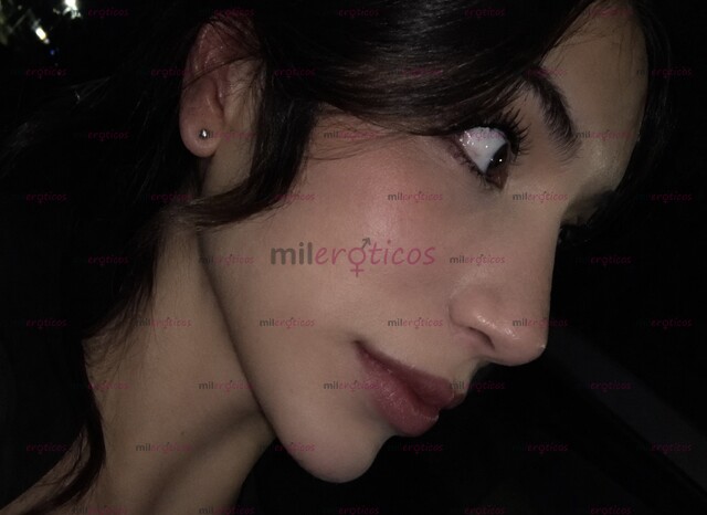 FOTOS DE ROSTRO DE PRINCESA CON UN PENE ENORME ENTRE SUS PIERNAS