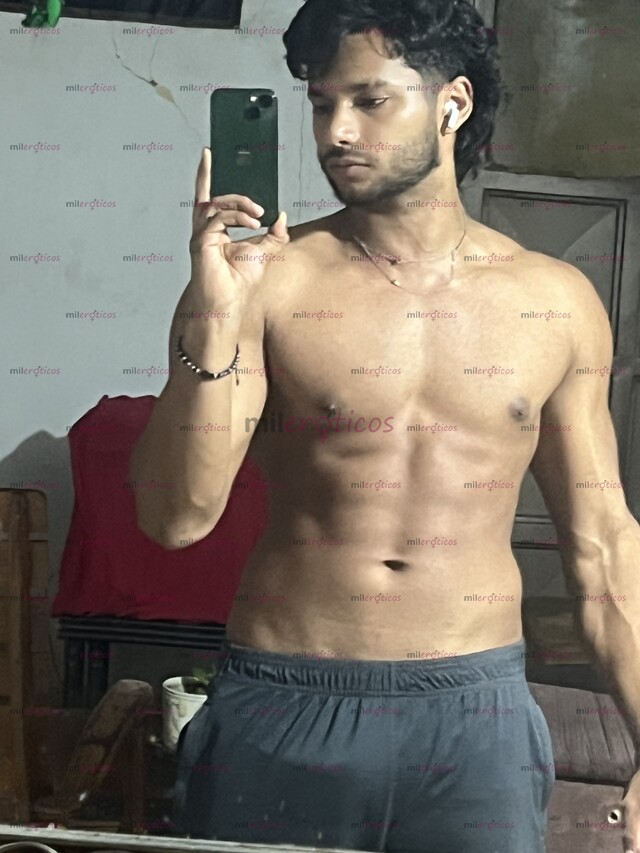 FOTOS DE HOLA SOY UN MORENO ALTO CON MUCHO CARISMA CON GANAS DE CUMPLÍR TODOS