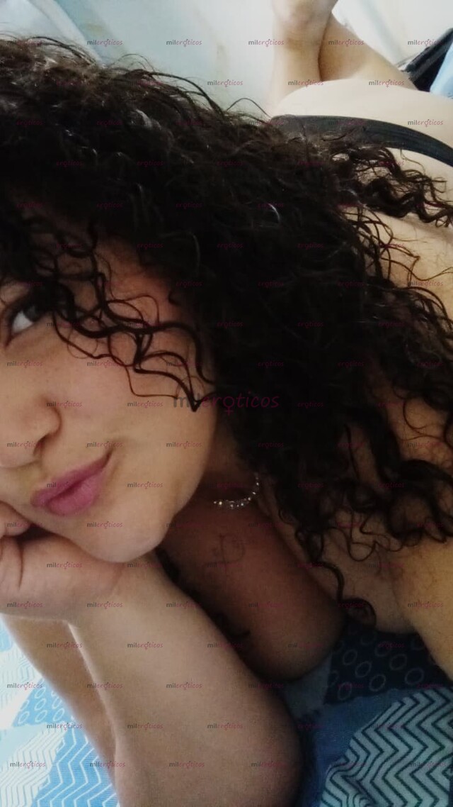 FOTOS DE LLEGANDO TU BBW FAVORITA DE 20 AÑITOS GORDITA, COMPLACIENTE Y BIEN SABROSA