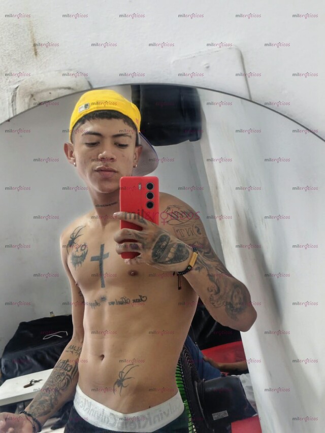 FOTOS DE FLACO TATUADO SUPERDOTADO 21CM GRUESOS PARA TI Y COMPLAZCAS TODOS TUS DESEOS