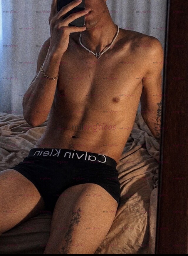 FOTOS DE JOVEN LATINO, GUAPO Y CALIENTE JUSTO LO QUE ESTABAS BUSCANDO
