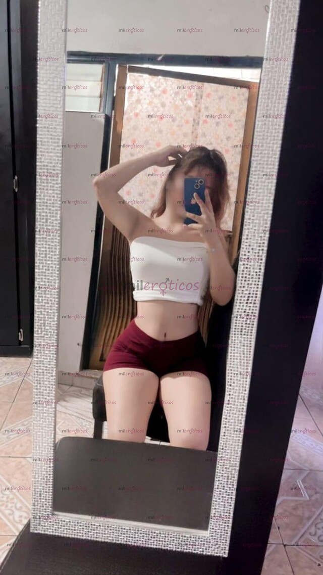 FOTOS DE MELANY 19 AÑOS DELICIOSA Y NATURAL CON GANAS DE QUE ME PENETRES.