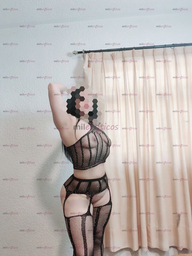 FOTOS DE SOY CALIENTE Y ELEGANTE ME ENCANTA MAMARTELA Y COMERMELA COMPLETA. HAGO SALIDAS