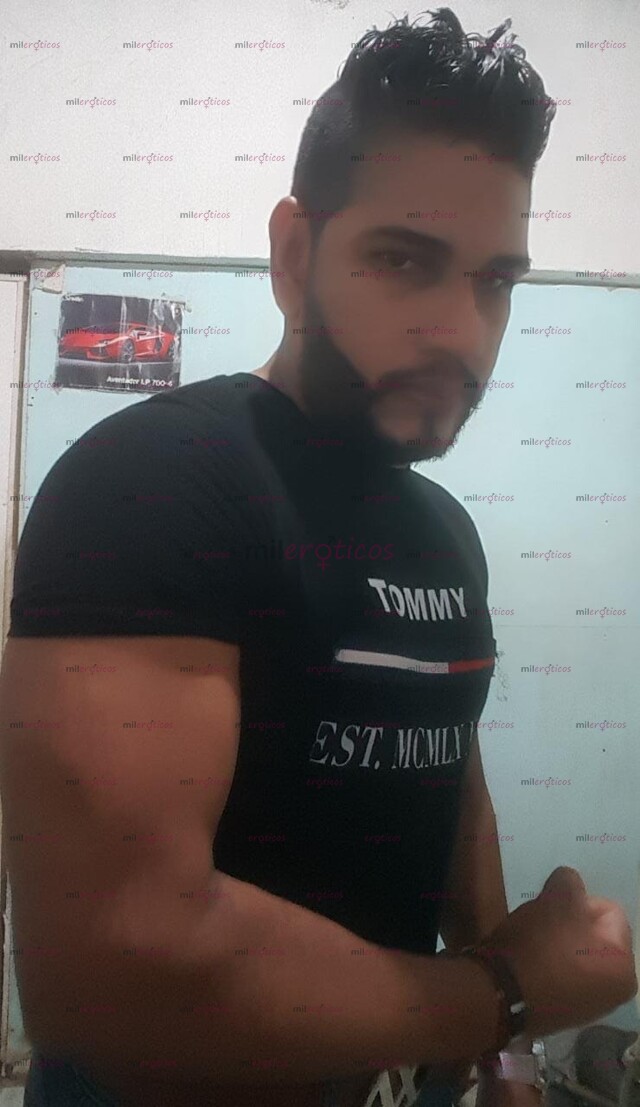 FOTOS DE GIGOLÓ PROFESIONAL OFRECE SERVICIO DE COMPAÑÍA A DAMAS