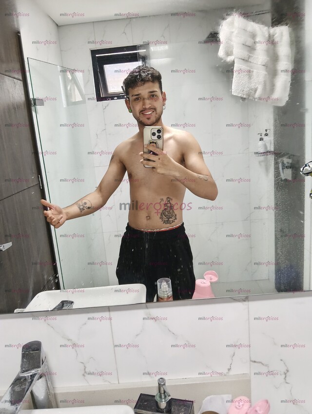 FOTOS DE JOVEN 24 AÑOS PASIVO BARBADO OSO COMPLACIENTE PARA TI