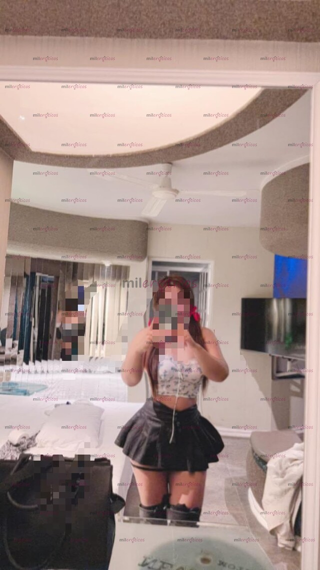 FOTOS DE GUERITA LINDA NALGAS BIEN PARADAS Y CLITORIS CERRADITO QUE APRIETA