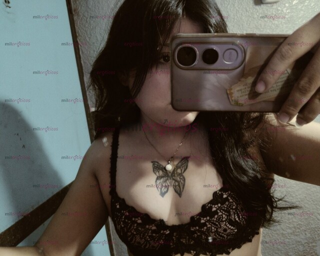 FOTOS DE CYNDI 22 AÑOS, SUPER DISCRETA EN EL AMBIENTE