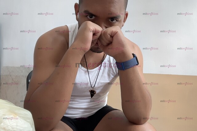 FOTOS DE APEXCABRON: MACHO PREÑADOR. MORENO, FETICHISTA Y MUY MORBOSO.