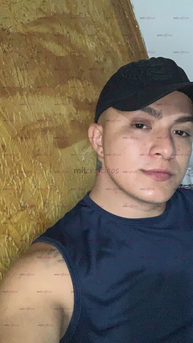 FOTOS DE ANDRES CALIENTE MORBOSO CON SITIO ( DISPONIBLE )
