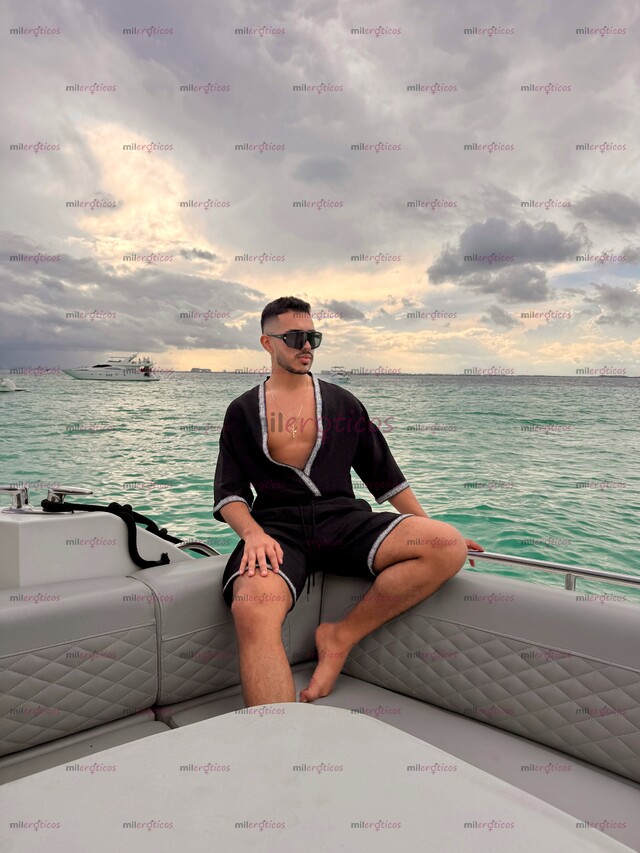 FOTOS DE COLOMBIANO VARONIL DISCRETO MACHO CALIENTE VERGON Y CULÓN