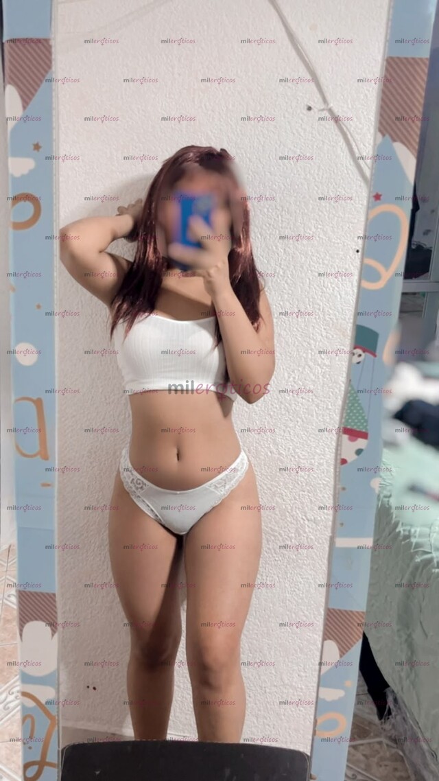 FOTOS DE CHAVITA CHAPARRITA DE 19 AÑITOS SUPER CALIENTE Y MUY COGELONA