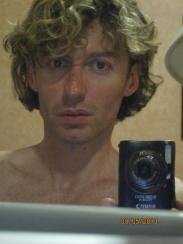Ragazzo simpatico disponibile per massaggi rilassanti ed altro.... - Foto 2
