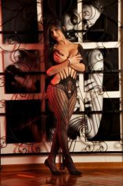 KRISTAL CACHONDA Y ERECTA PACKS TETONA CULONA Y LECHOSA - FOTO 2