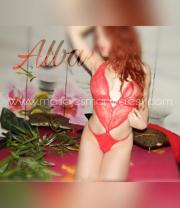 Alba ,dulce y muy cariñosa,una de nuestras mejores masajistas sin lugar a dudas. - Foto 1