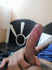 Joven de 22 años llama o manda whatsApp - Foto 5
