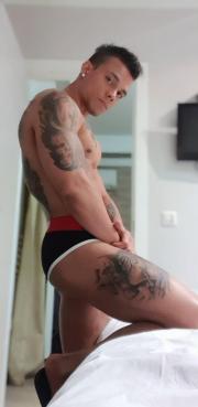 Cubano tatuado,sexy, morboso para pasarla bien - Foto 6