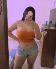 BONITA, JOVEN, Y ACUERPADA A M A Y A 24 AÑOS D I S P O N I B L E - FOTO 1