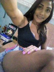 HERMOSA VENEZOLANA MUY COMPLACIENTE CON 22 CM DE VERGA FULL LECHERA - FOTO 2