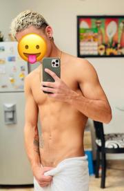 BUENAS TARDES CHICAS SOY UN CHICO DE 20 AÑOS SÚPER DOTADO SOLO MUJERES Y PAREJAS - Foto 2
