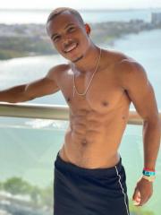 ULTIMO DIA MBIANO MACHIN Y SERIO DE 23CM DE VERGA Y GRUESA. LECHERO Y DOMINANTE. - FOTO 1