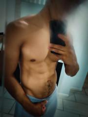 Chico para compañía o diversión, todo discreto,no te vas a arrepentir - Foto 4