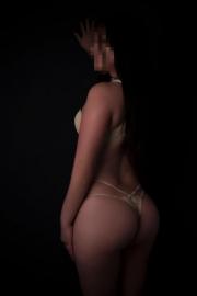 BELLA SCORT CON UNA CADERA MUY HERMOSA Y SENOS NATURALES - FOTO 7