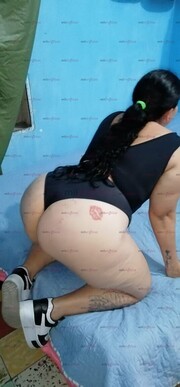 ANDREA HERMOSA COLOMBIANA COMPLACIENTE TE Y MUY CALIENTE - FOTO 8