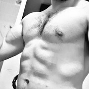 DOMINANTE Y COMPLACIENTE, LLENO DE LECHE PARA TI SOLO SOLVENTES - FOTO 1