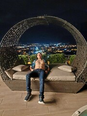 PASA UN RATO AGRADABLE CON UN MASAJE RELAJANTE - FOTO 9