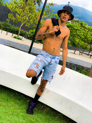 POLLO ARRECHO VERGON 22 CM CON SITIO HOTEL BIEN ARRECHO - FOTO 7