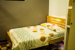 CASA PARA QUE ATIENDAS TUS CLIENTES, CHICAS INDEPENDIENTES TAMBIEN TIPO SPA - FOTO 2