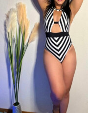 TE GUSTARIA PROBAR MI PANOCHITA Y SENTIR MIS RICAS TETAS ENCIMA DE TI? - FOTO 1