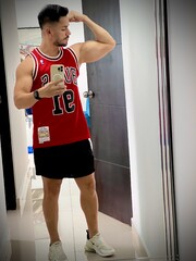 THOMAS COMPLACIENTE COLOMBIANO DISCRETO PARA CABALLEROS - FOTO 1