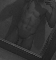 MASAJES Y ALGO MAS, JOVEN ACTIVO, TATUADO Y MASAJISTA. - FOTO 3