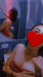 DISFRUTA UNA RICA MUJER BAÑADITA ME ENCANTA MUCHO EL FAJE HOMBRES FORÁNEOS - FOTO 1