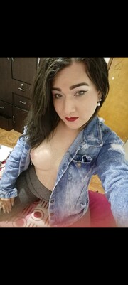 V. JULIETH. TE GUSTAN MAMÁR Y TRAGAR LECHE VEN QUÉ ES CONMIGO. VERSÁTIL LECHERA. - FOTO 1