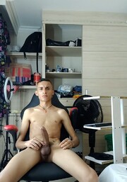 FLACO VERGON GRUESA Y LECHERA MUY MORBOSO - FOTO 5