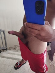 MORENO ARRECHO VERGÓN DESCOMPLICADO CON GANAS DE NUEVAS EXPERIENCIAS - FOTO 1